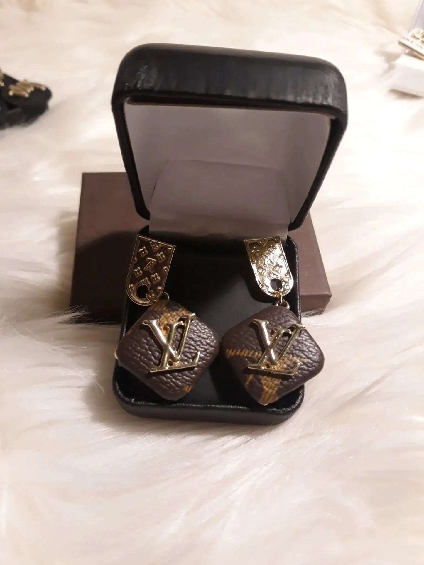 Nice Design Earrings