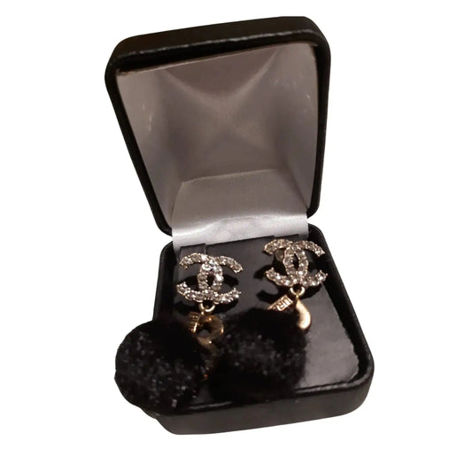 Chic Black Fur Design Earrings