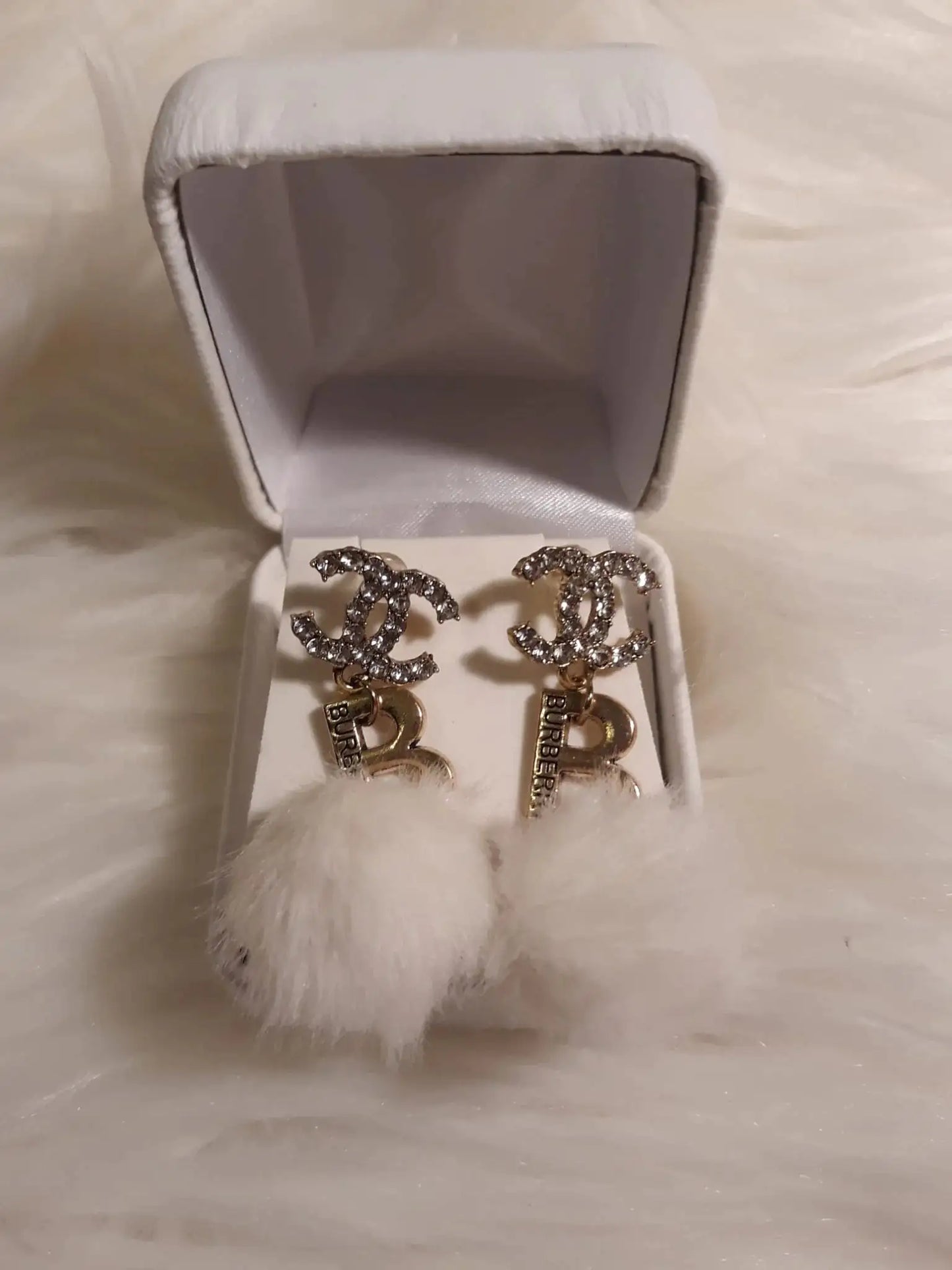 Nice Design Earring