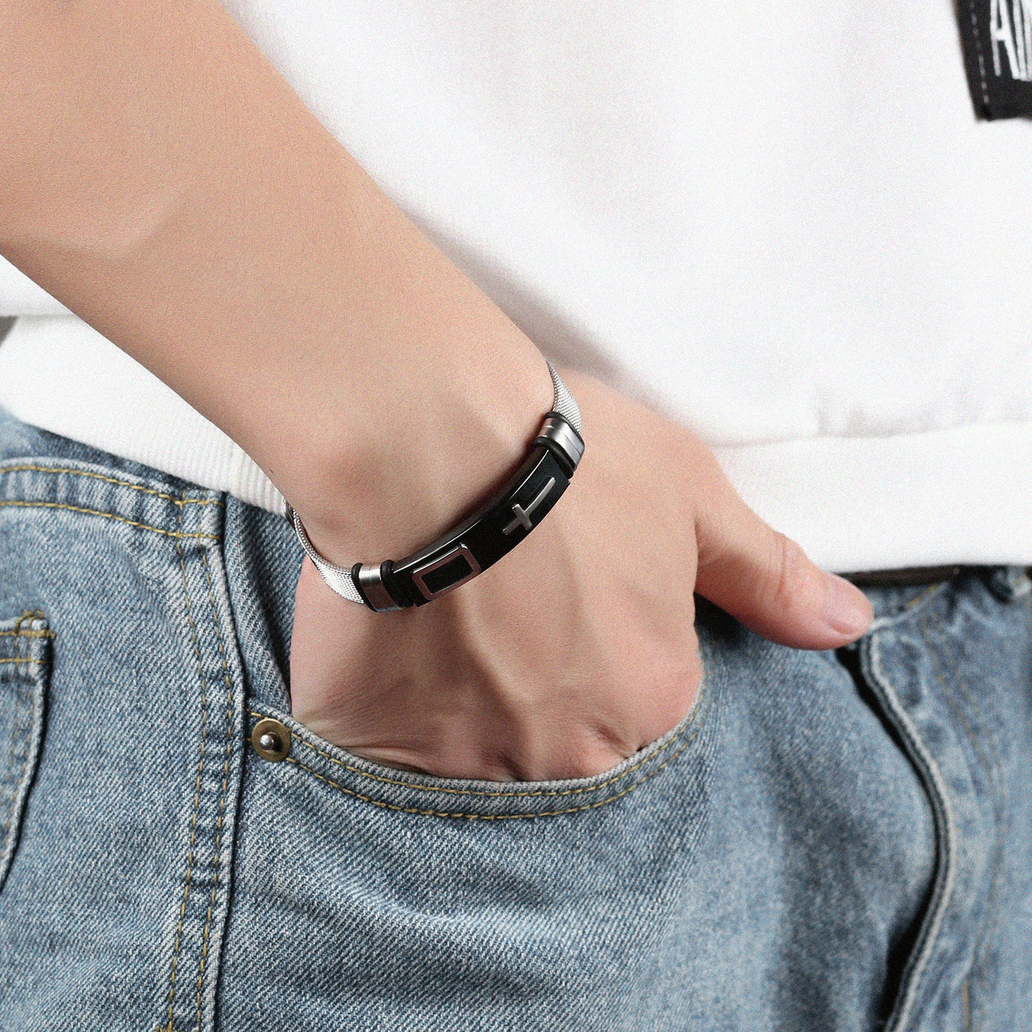 YiKLN Punk Design Cross Bracelet Bangle For Man Party Gift Stainless Steel Gold Black Colors Bracelet Adjustable Chain OGH878