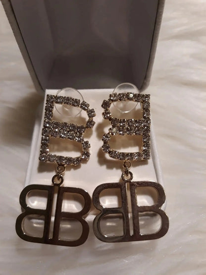 Chic Design Earrings