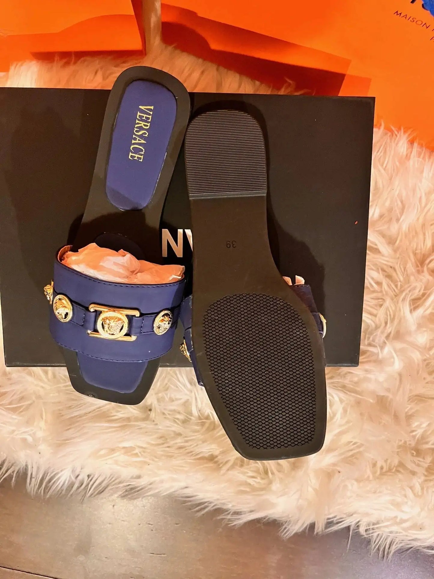 Fashion Design Flat Sandals