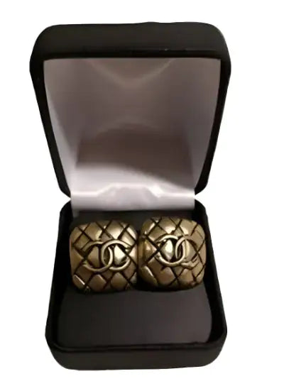 Nice Design Earrings