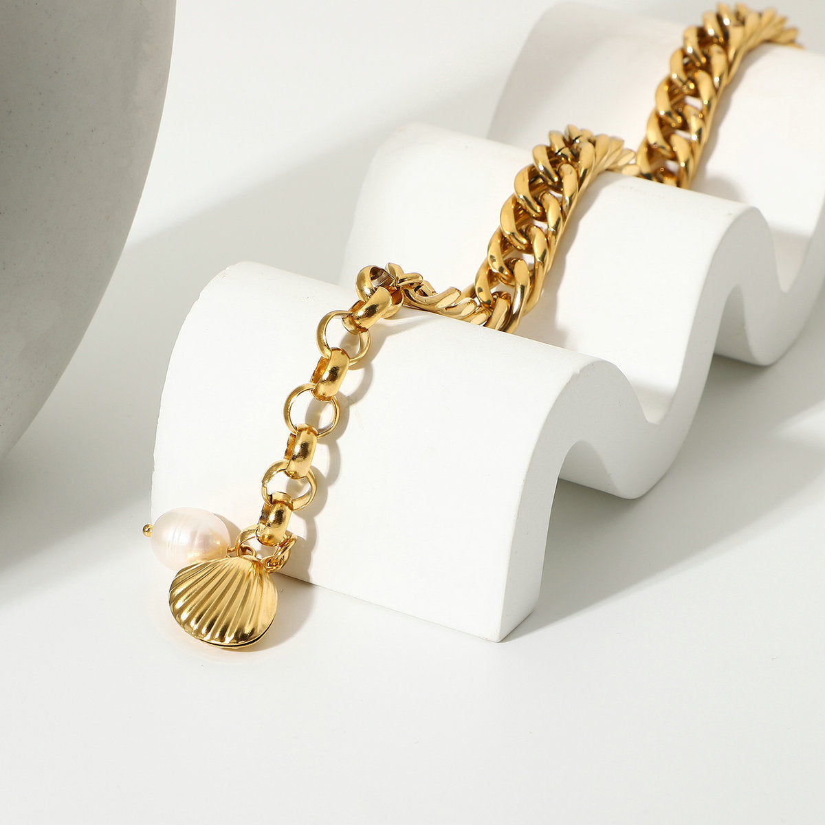 Stainless Steel Freshwater Pearl Bracelet With Gold Plated