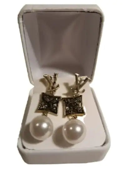 Pearl Design Earrings