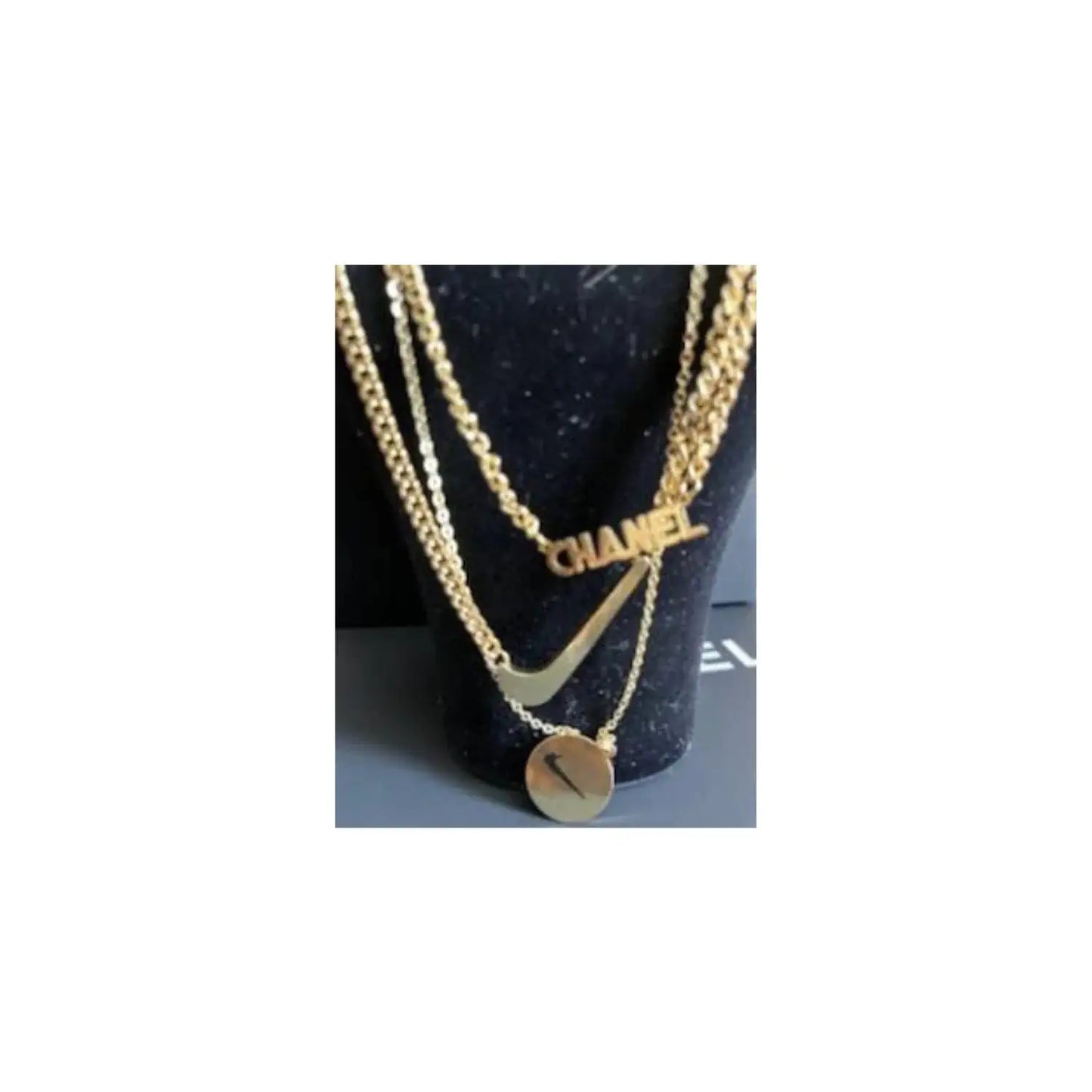 Women Pendant Lux Design Necklace